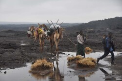 Photographie de l'exposition "Mission sur le volcan Erta Ale en Afar"