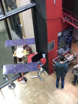 Photo de l'exposition du CRPG à la Manufacture pour les 80 ans du CNRS