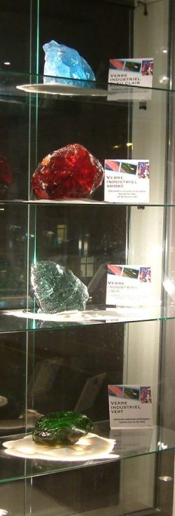 Photographie de l'exposition Verre 2004