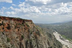 Photographie de l'exposition "Le rift de Corinthe"
