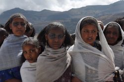 Photographie de l'exposition "Mission sur le volcan Erta Ale en Afar"