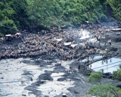 Photographie de l'exposition "Le monde merveilleux des Gemmes"