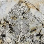 Photographie descriptive de la pegmatite