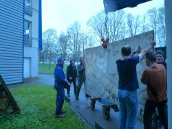 Photographie de l'installation de la pegmatite au CRPG