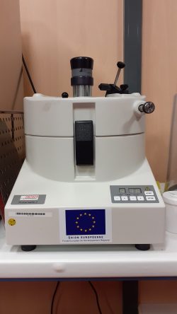 Pulverisette, Estlab