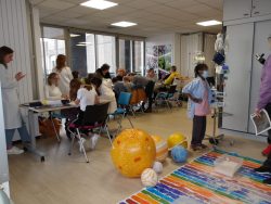 Atelier Ptits Cueilleurs d'Etoiles à l'hôpital d'enfants du CHU Brabois - octobre 2023