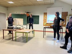 Atelier sur l'eau et les roches au périscolaire de l'école primaire de Brabois - novembre 2025